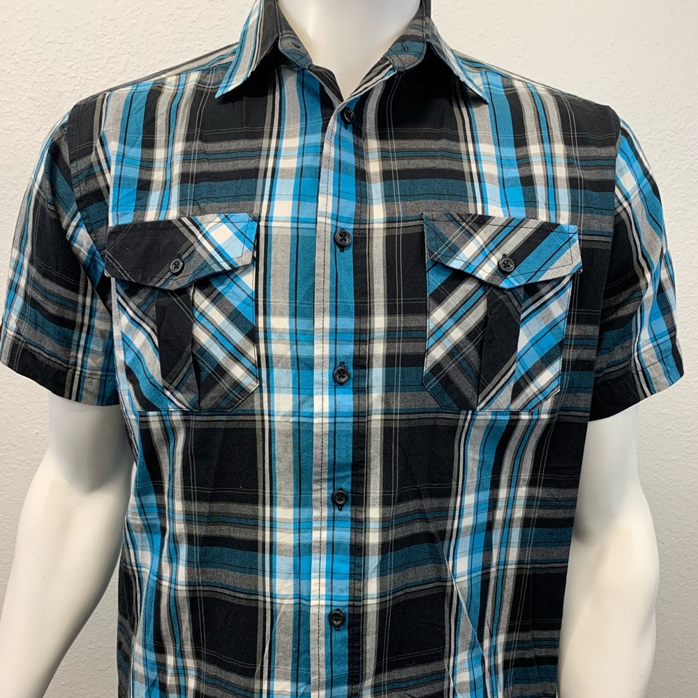 Beverly Hills Polo Club Short Sleeve Shirt Medium